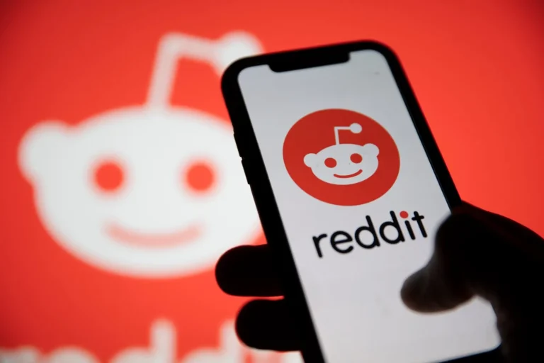 Google Dives into Reddit’s Data Pool: A Content Licensing Deal Worth Millions